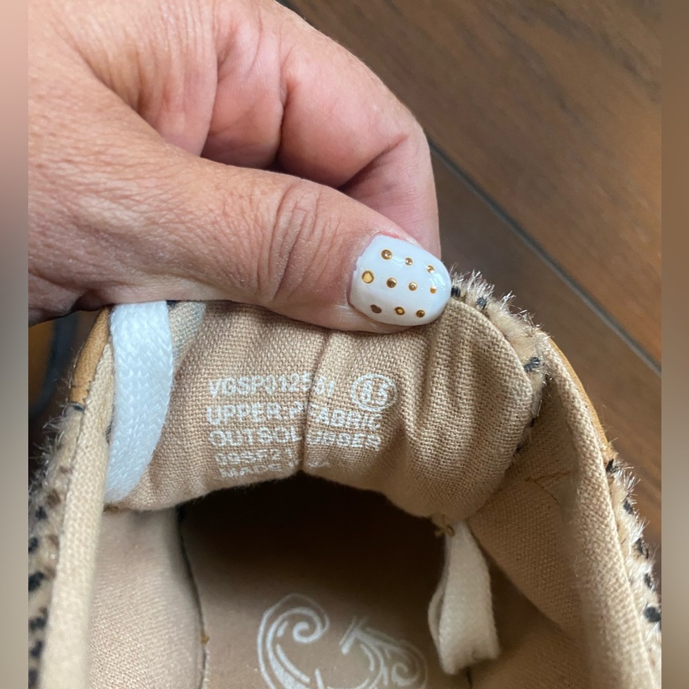 Athleisure Chic Tan and Leopard print, low-top, lace-up, comfy, Flexible Sole - Picture 4 of 5
